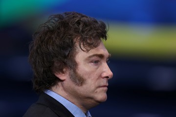 Javier Milei enfrenta una semana de desafíos: crisis política y estrategia económica