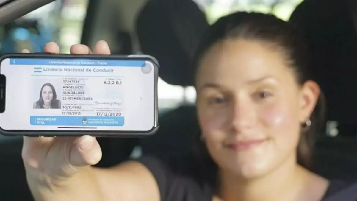 El Gobierno modifica la Ley de Tránsito: cambios en licencias, VTV y peajes