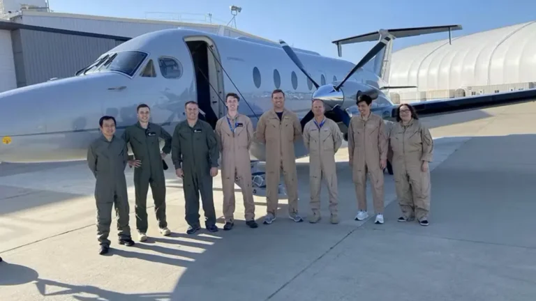 Boeing revoluciona la navegación aérea con su primera prueba cuántica, superando las limitaciones del GPS.