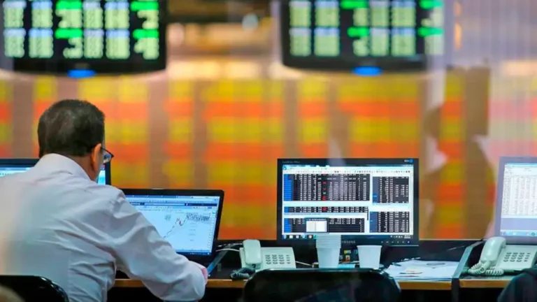 El Retorno del Carry Trade en Argentina: Luces y Sombras de una Estrategia Especulativa