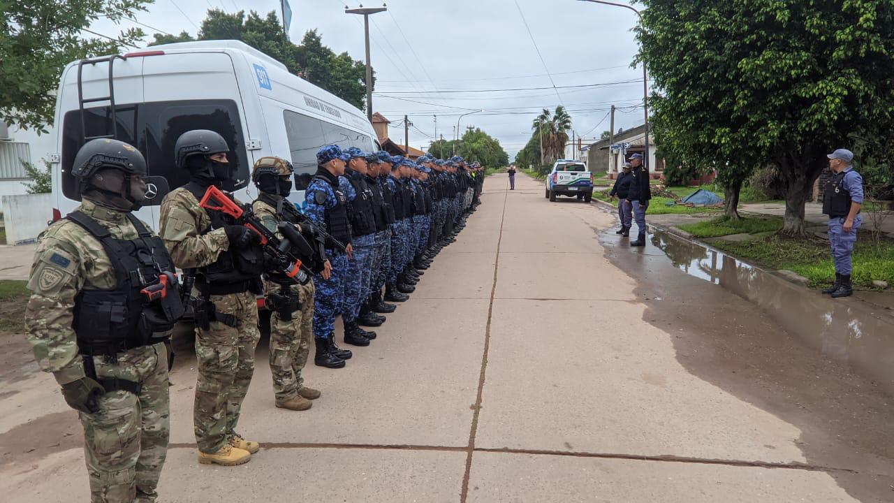 Tres Isletas: Operativo de traslado descomprime comisarías y refuerza la seguridad provincial