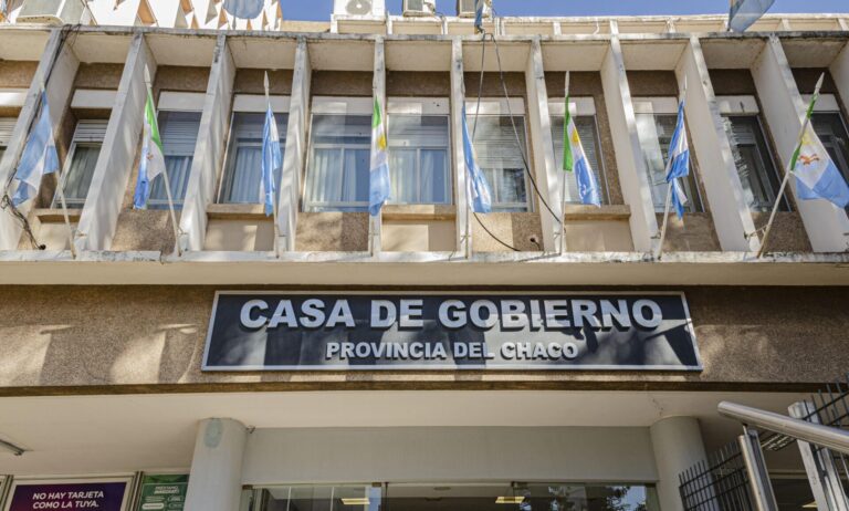 El IPDUV entregó más de 3500 títulos de propiedad y promueve la escrituración en toda la provincia