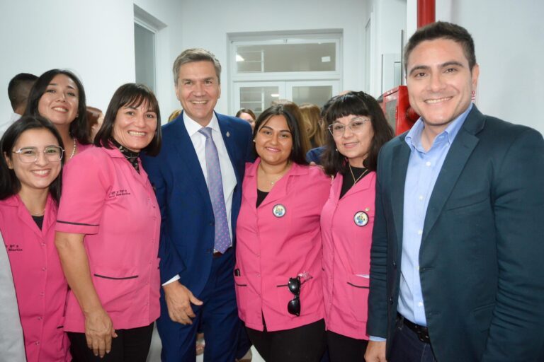 Zdero Inaugura el Hospital “Félix A. Pértile” en San Martín, Reforzando el Sistema de Salud Provincial
