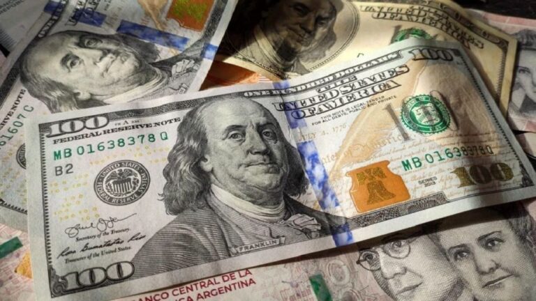 Dólar Oficial Rebotó $20, Pero Acumula Tres Semanas de Baja Consecutivas