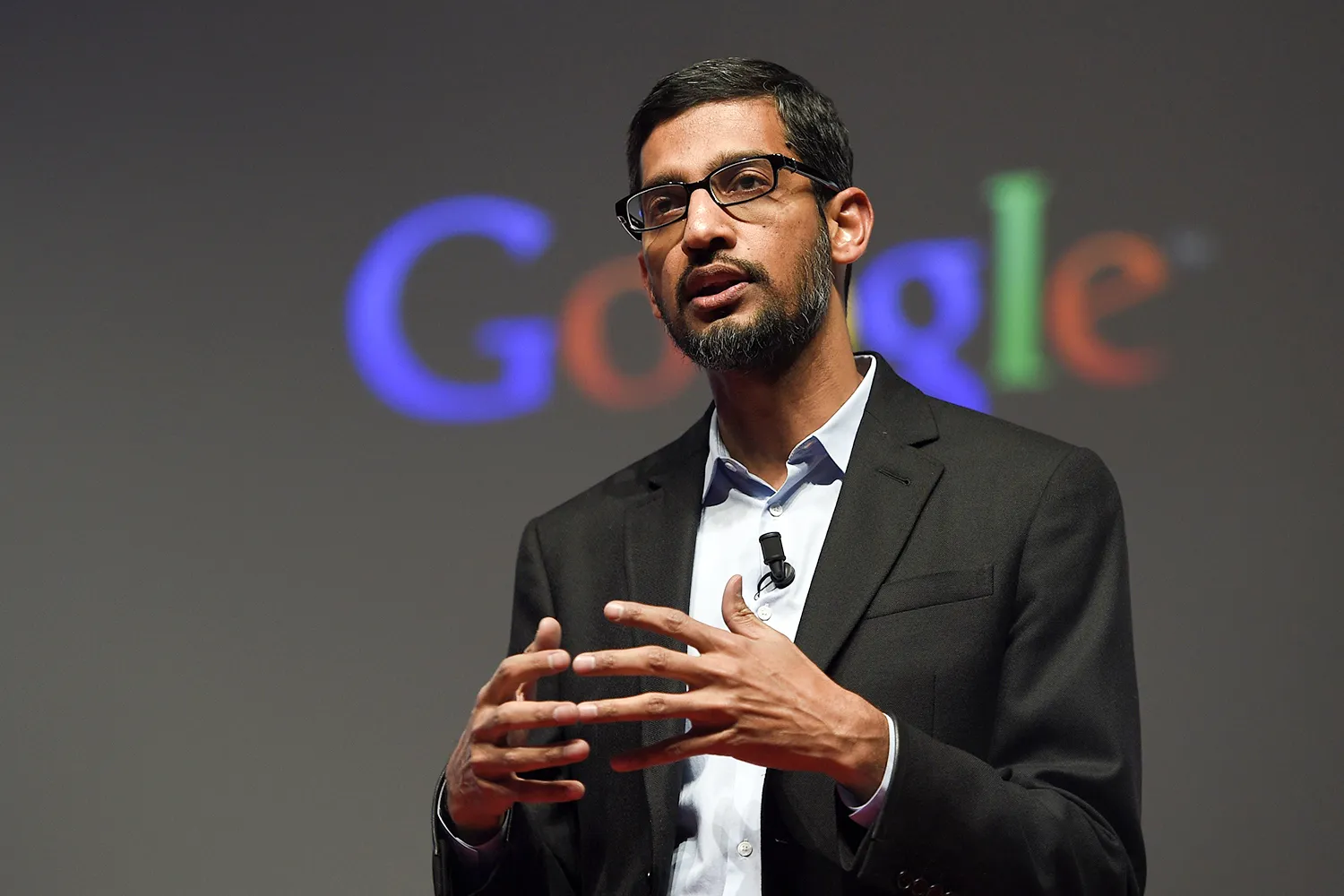 Sundar Pichai de Alphabet Aborda el Futuro del Empleo ante el Avance de la IA: La Mano Humana Sigue Siendo Esencial