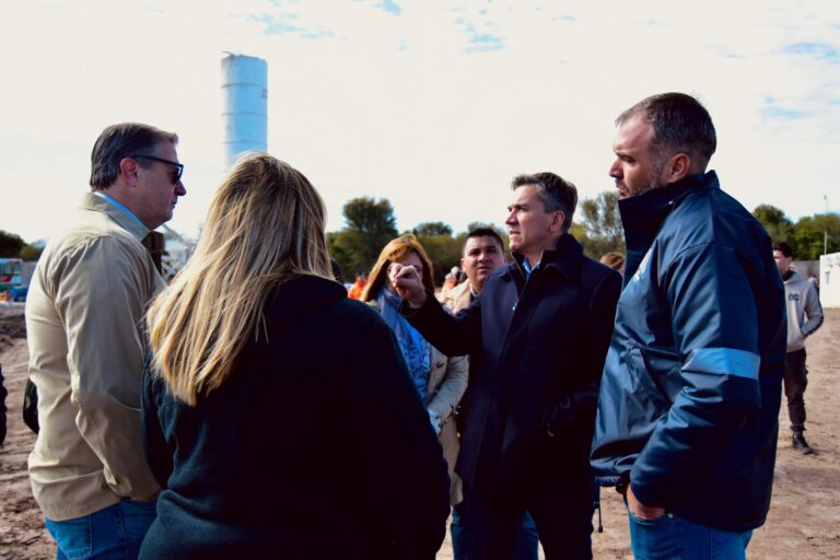 El Gobernador Zdero supervisa obras clave en la Ruta Provincial N° 13 para impulsar la conectividad y el desarrollo del Chaco