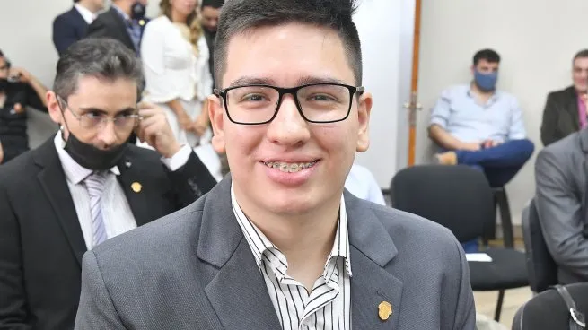 Conmoción en Salta: Renunció Concejal de La Libertad Avanza Tras Denuncia de Pedidos Sexuales a Militante