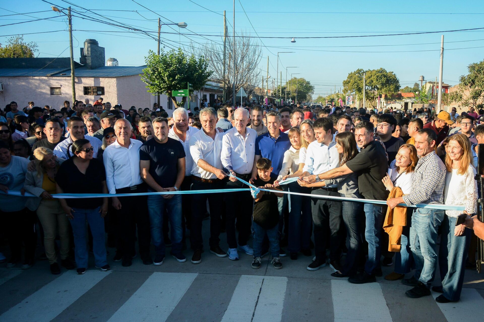 Un Sueño de Cuatro Décadas Cumplido: La Calle Tránsito Cocomarola se Viste de Asfalto