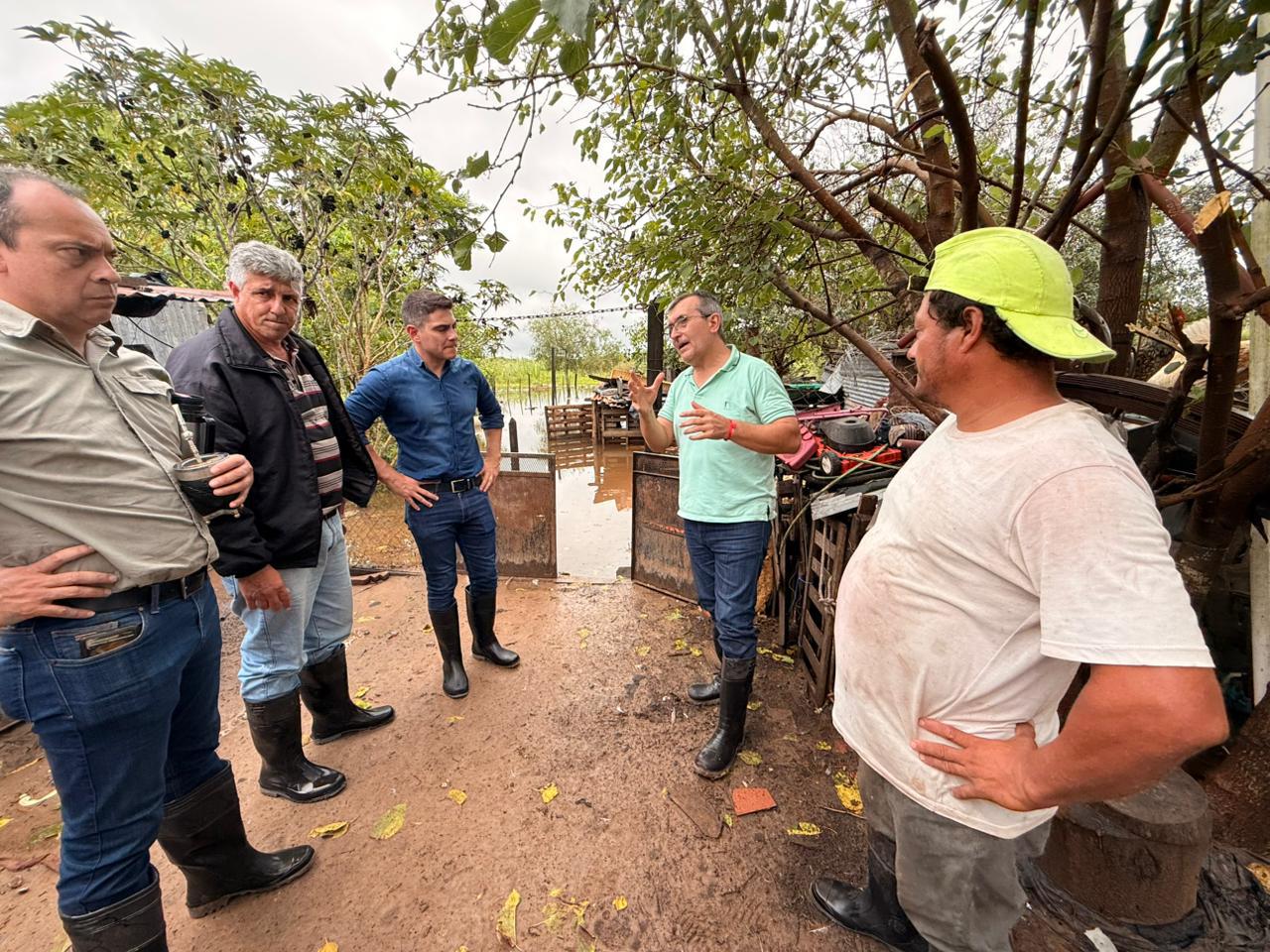 Operativo de emergencia en Colonia Benítez: Provincia y Municipio articulan recursos ante el impacto del temporal