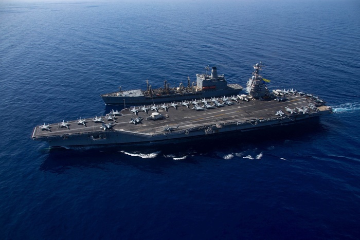 Tensión en el Caribe: El Portaaviones USS Gerald R. Ford Llega a la Región, Visto como “Presión Creciente” contra Maduro