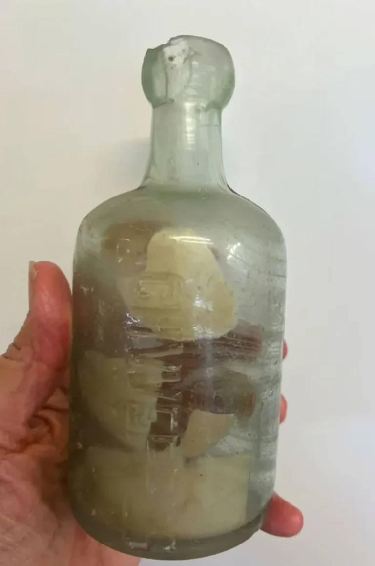 Mensaje en una Botella: Descubren en Australia cartas de soldados de la I Guerra Mundial tras más de un Siglo