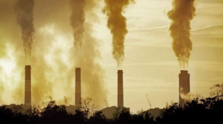 🇨🇳🇺🇸 Choque de Potencias en la ONU: China Refuta Acusaciones de EE.UU. sobre Política Climática