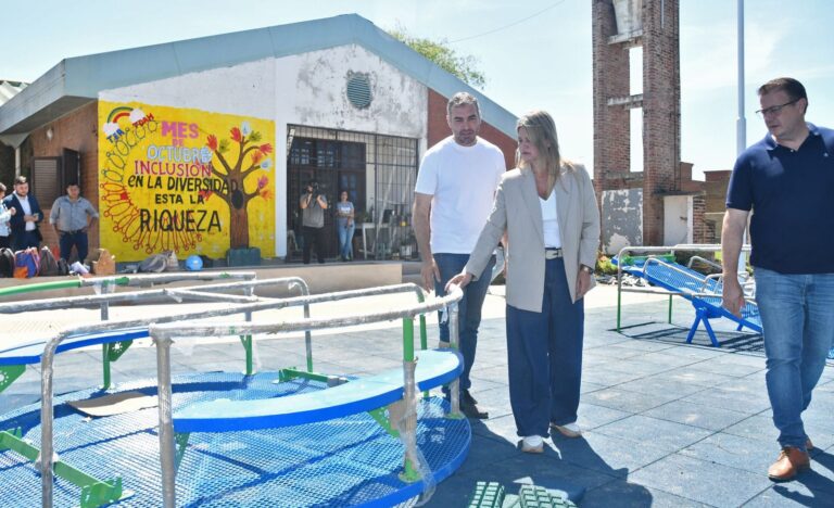 Inclusión Social: El Gobierno del Chaco Ultima Detalles de la Nueva “Plaza de la Inclusión” en Barranqueras