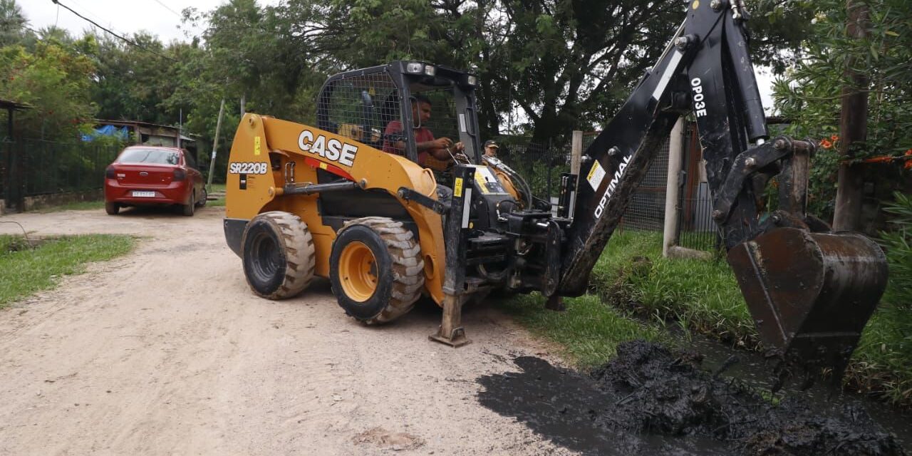 Operativo integral en Barranqueras: Provincia intensifica el saneamiento y drenaje en Villa Forestación