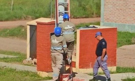 Mano dura contra el fraude: SECHEEP desmantela red de conexiones clandestinas en el barrio Altos de Urunday