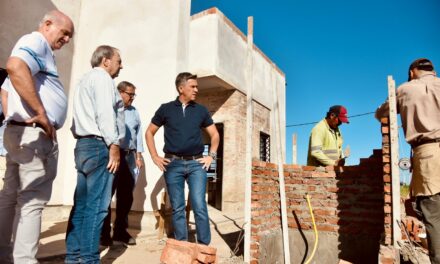 Zdero ratifica el compromiso habitacional: Supervisión de obras en la Chacra 214 y un fuerte mensaje de transparencia