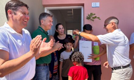 El sueño cumplido: 32 familias de Quitilipi recibieron las llaves de su nuevo hogar