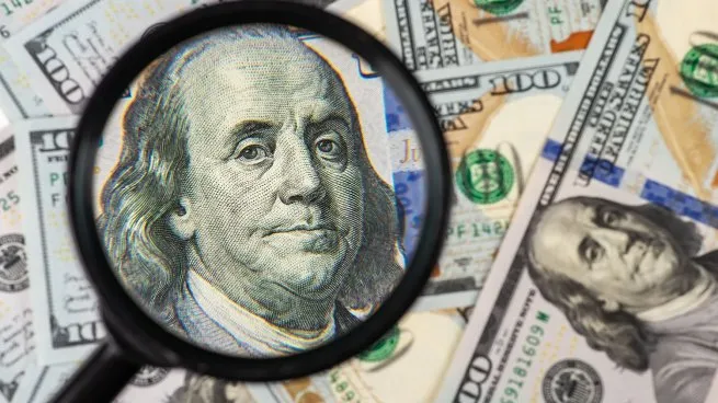 El dólar corta su racha alcista mientras el BCRA celebra su mejor enero en un año