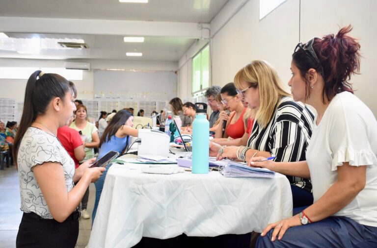 Estabilidad laboral: Historias de vida detrás de la masiva titularización docente en el Chaco