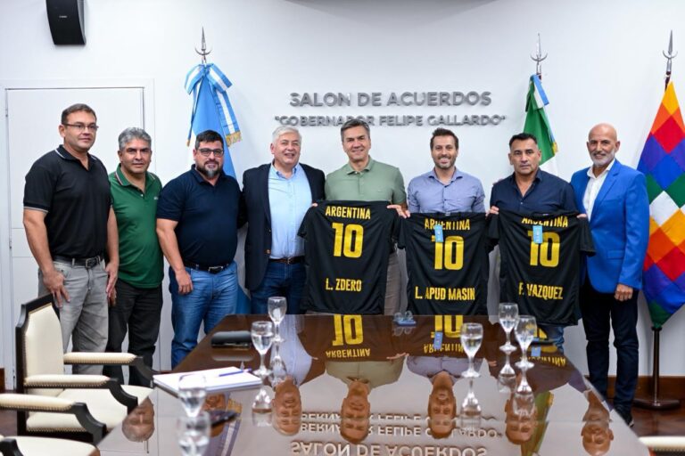 Chaco en la mira del Handball nacional: Zdero analiza sede para un masivo torneo de cadetes