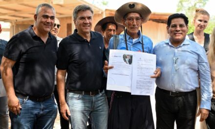 Justicia territorial en El Impenetrable: Tras 45 años, familias rurales reciben la adjudicación de sus tierras