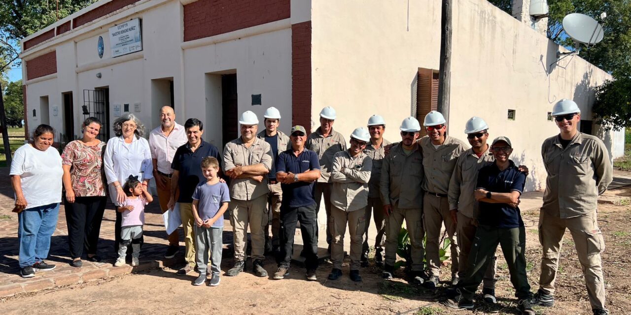 De Pampa Zappa al Universo: ECOM Chaco conecta a una escuela rural con internet satelital