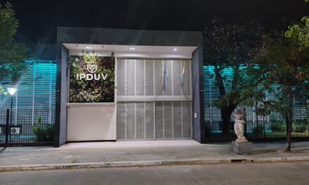 El IPDUV se viste de azul: Un compromiso brillante por la concienciación sobre el autismo