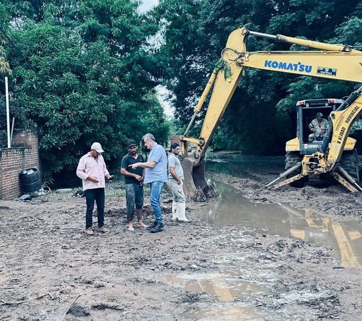 Respuesta inmediata en Miraflores: el Gobierno provincial despliega un operativo de drenaje tras las inundaciones