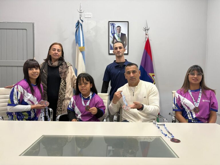 Orgullo chaqueño: atletas adaptados fueron reconocidos tras su brillante desempeño en la Liga Paralímpica