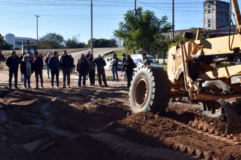 Barranqueras: el Gobierno Provincial retoma y acelera la pavimentación de la avenida Las Piedras