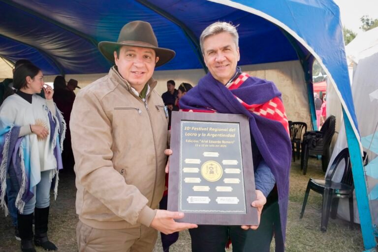 Santa Sylvina celebró la 10ª Fiesta Regional del Locro y la Argentinidad con un fuerte respaldo a las tradiciones populares
