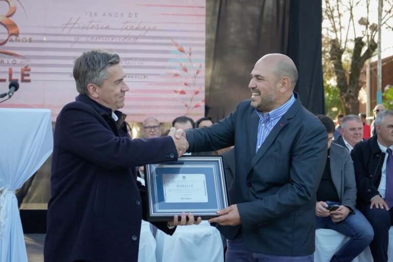 Makallé festejó su 138° aniversario con la inauguración de obras, proyectos de pavimento y convenios de infraestructura