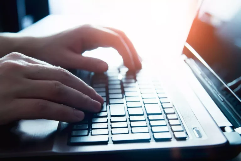 Convocan a diseñadores y creadores digitales de Resistencia y Fontana para potenciar la industria del software