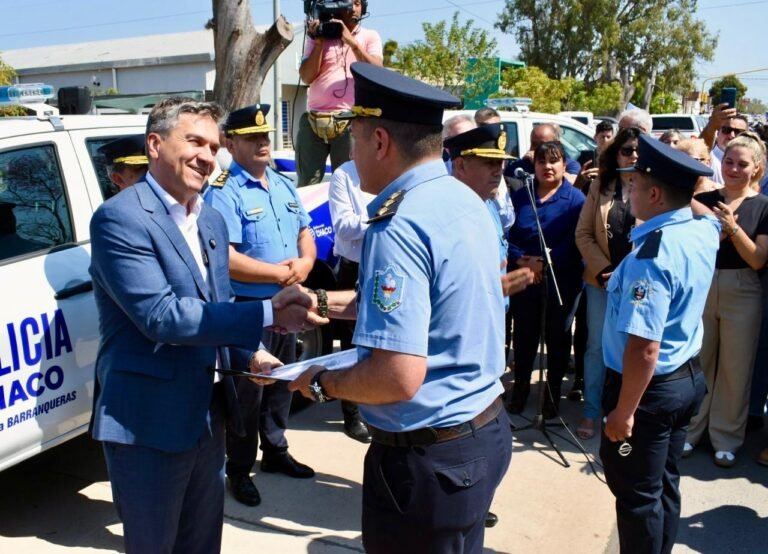 Refuerzan la seguridad y los patrullajes nocturnos en los barrios del Área Metropolitana