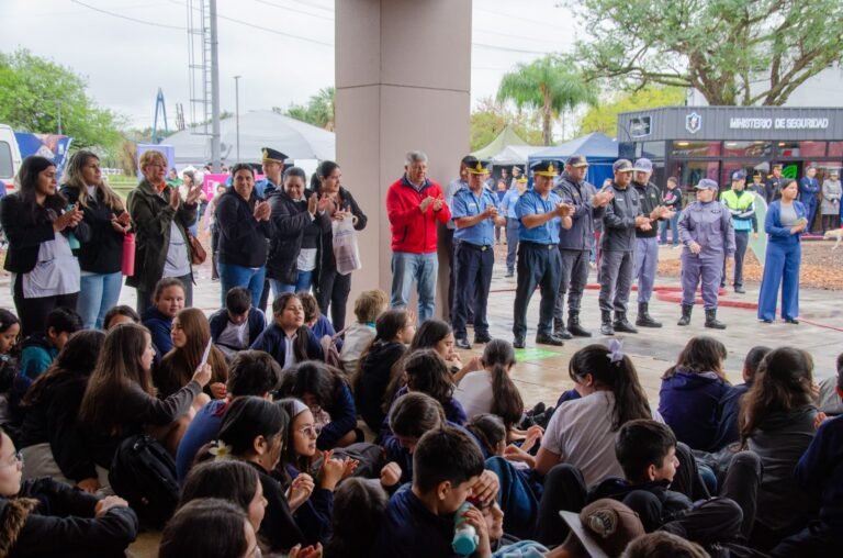Seguridad supervisa el operativo preventivo en la Feria Iberoamericana del Libro y destaca el crecimiento de la fuerza policial